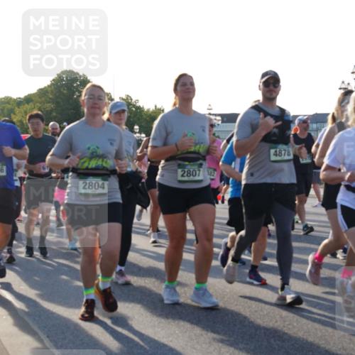 07.09.2025 - BARMER Alsterlauf Yannick Fuchs http://msf.ph/oto/8734835 07.09.2025 09:08:18 Laufen 4966, 560, 2807, 182, 2804, 4878, 2577, 4284 meine-sportfotos.de