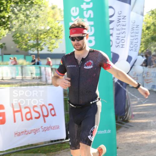 07.09.2025 - 19. Norderstedt Triathlon Luisa Fischer http://msf.ph/oto/8734863 07.09.2025 16:33:48 Ziel 488 meine-sportfotos.de