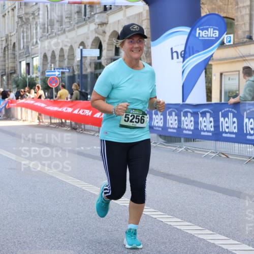 07.09.2025 - BARMER Alsterlauf Strokosch-Dieckow http://msf.ph/oto/8734864 07.09.2025 10:20:19 Ziel 2685, 2686, 2977, 3216, 3297, 3383, 3786, 3787, 3969, 4141, 4142, 4151, 4152, 4331, 4414, 4774, 4901, 4971, 5594 meine-sportfotos.de