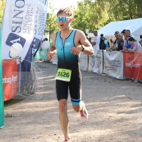 07.09.2025 - 19. Norderstedt Triathlon Luisa Fischer http://msf.ph/oto/8734908 07.09.2025 16:34:17 Ziel 1626 meine-sportfotos.de
