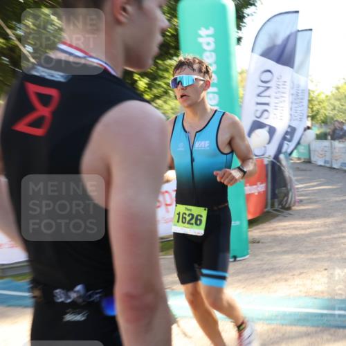 07.09.2025 - 19. Norderstedt Triathlon Luisa Fischer http://msf.ph/oto/8734914 07.09.2025 16:34:18 Ziel 1626 meine-sportfotos.de