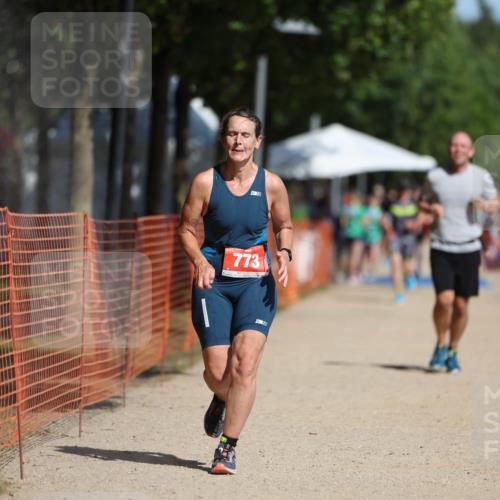 07.09.2025 - 19. Norderstedt Triathlon Michael Strokosch http://msf.ph/oto/8734925 07.09.2025 12:19:32 Laufen 773, 801, 1333 meine-sportfotos.de