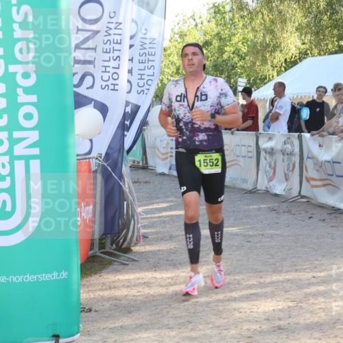07.09.2025 - 19. Norderstedt Triathlon Luisa Fischer http://msf.ph/oto/8734927 07.09.2025 16:34:27 Ziel 1552 meine-sportfotos.de