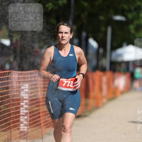 07.09.2025 - 19. Norderstedt Triathlon Michael Strokosch http://msf.ph/oto/8734945 07.09.2025 12:19:34 Laufen 773, 801, 1333 meine-sportfotos.de