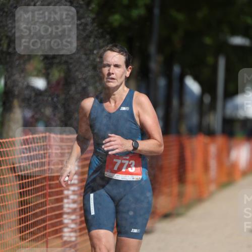 07.09.2025 - 19. Norderstedt Triathlon Michael Strokosch http://msf.ph/oto/8734949 07.09.2025 12:19:35 Laufen 773, 801, 1333 meine-sportfotos.de