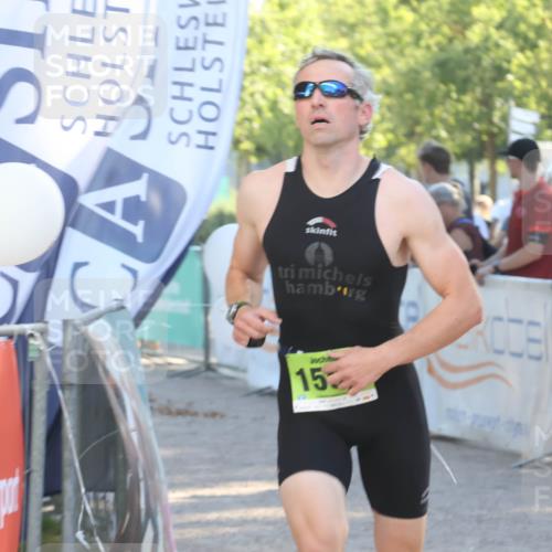 07.09.2025 - 19. Norderstedt Triathlon Luisa Fischer http://msf.ph/oto/8734951 07.09.2025 16:34:36 Ziel 1590 meine-sportfotos.de