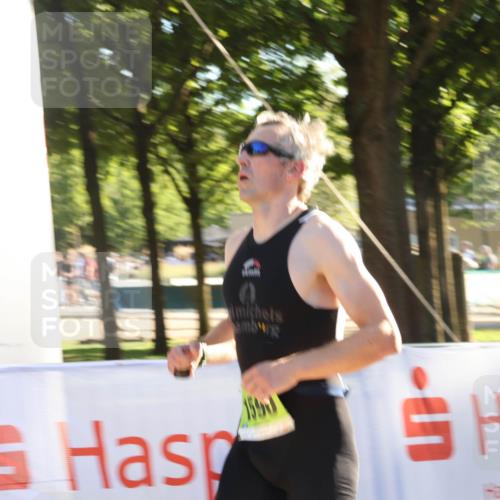 07.09.2025 - 19. Norderstedt Triathlon Luisa Fischer http://msf.ph/oto/8734968 07.09.2025 16:34:37 Ziel 1590 meine-sportfotos.de