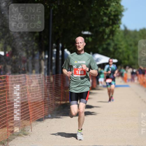 07.09.2025 - 19. Norderstedt Triathlon Michael Strokosch http://msf.ph/oto/8734984 07.09.2025 13:00:53 Laufen 188, 727, 1214, 1311, 1328 meine-sportfotos.de