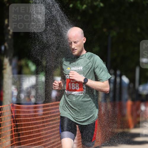 07.09.2025 - 19. Norderstedt Triathlon Michael Strokosch http://msf.ph/oto/8735014 07.09.2025 13:00:55 Laufen 188, 727, 1214, 1311, 1328 meine-sportfotos.de