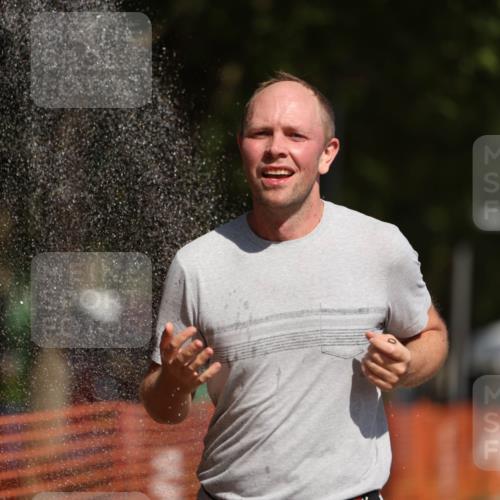 07.09.2025 - 19. Norderstedt Triathlon Michael Strokosch http://msf.ph/oto/8735023 07.09.2025 12:19:40 Laufen 801 meine-sportfotos.de