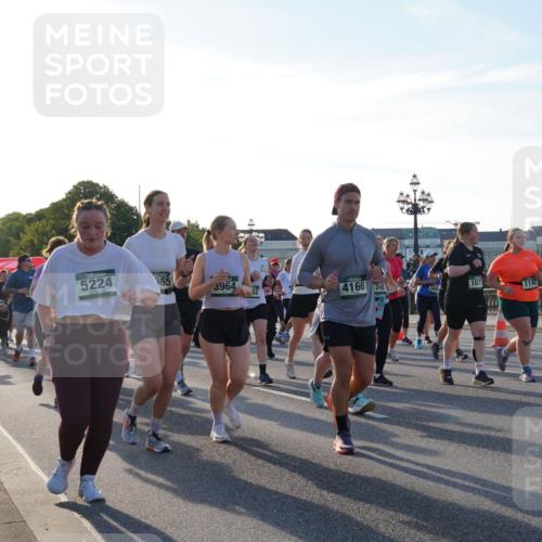 07.09.2025 - BARMER Alsterlauf Yannick Fuchs http://msf.ph/oto/8735030 07.09.2025 09:08:28 Laufen 5224, 65, 3964, 52, 183, 4166, 246, 1071, 1145, 3936 meine-sportfotos.de
