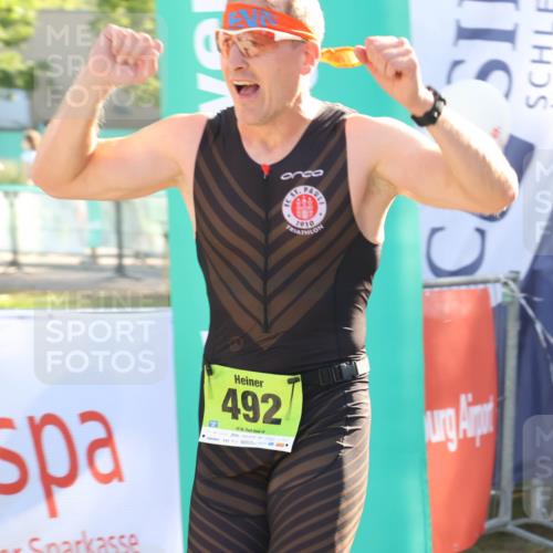 07.09.2025 - 19. Norderstedt Triathlon Luisa Fischer http://msf.ph/oto/8735032 07.09.2025 16:35:11 Ziel 492 meine-sportfotos.de