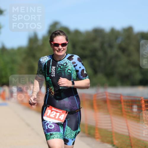 07.09.2025 - 19. Norderstedt Triathlon Michael Strokosch http://msf.ph/oto/8735049 07.09.2025 13:01:02 Laufen 1214 meine-sportfotos.de