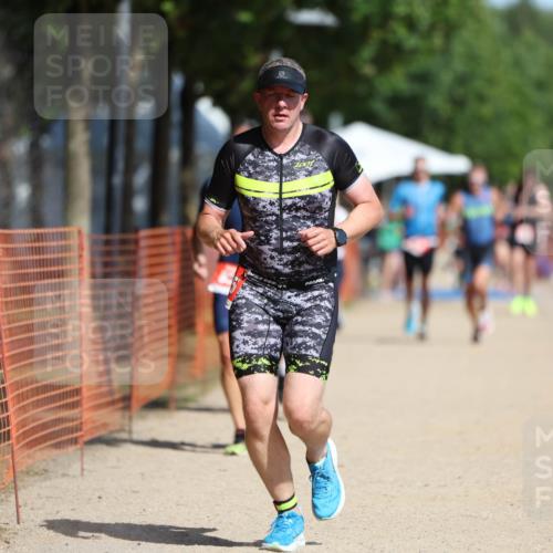 07.09.2025 - 19. Norderstedt Triathlon Michael Strokosch http://msf.ph/oto/8735061 07.09.2025 12:19:47 Laufen 791, 837, 862, 1265 meine-sportfotos.de