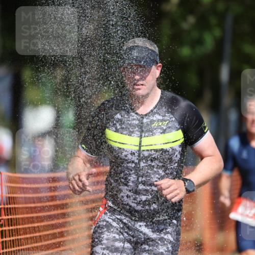 07.09.2025 - 19. Norderstedt Triathlon Michael Strokosch http://msf.ph/oto/8735088 07.09.2025 12:19:49 Laufen 215, 791, 837, 862, 1265 meine-sportfotos.de