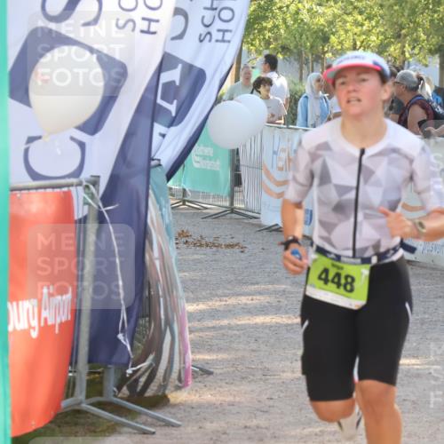 07.09.2025 - 19. Norderstedt Triathlon Luisa Fischer http://msf.ph/oto/8735101 07.09.2025 16:35:27 Ziel 448, 905, 1570 meine-sportfotos.de