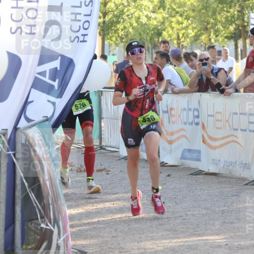 07.09.2025 - 19. Norderstedt Triathlon Luisa Fischer http://msf.ph/oto/8735153 07.09.2025 16:35:42 Ziel 439, 526, 1600 meine-sportfotos.de