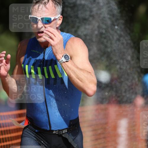 07.09.2025 - 19. Norderstedt Triathlon Michael Strokosch http://msf.ph/oto/8735154 07.09.2025 12:19:55 Laufen 215, 791, 815, 862 meine-sportfotos.de