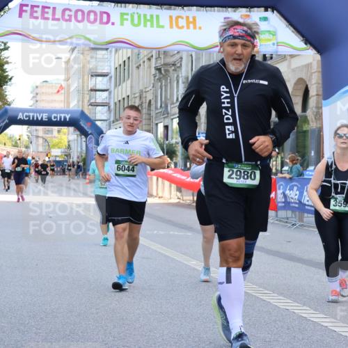 07.09.2025 - BARMER Alsterlauf Strokosch-Dieckow http://msf.ph/oto/8735162 07.09.2025 10:20:14 Ziel 2685, 2686, 2977, 3216, 3297, 3672, 3786, 3787, 3969, 4151, 4152, 4331, 4414, 4774, 4901, 4971, 5594 meine-sportfotos.de