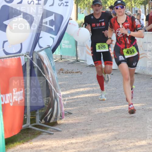 07.09.2025 - 19. Norderstedt Triathlon Luisa Fischer http://msf.ph/oto/8735168 07.09.2025 16:35:43 Ziel 439, 526, 1600 meine-sportfotos.de