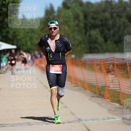 07.09.2025 - 19. Norderstedt Triathlon Michael Strokosch http://msf.ph/oto/8735177 07.09.2025 13:01:32 Laufen 177, 210, 250 meine-sportfotos.de