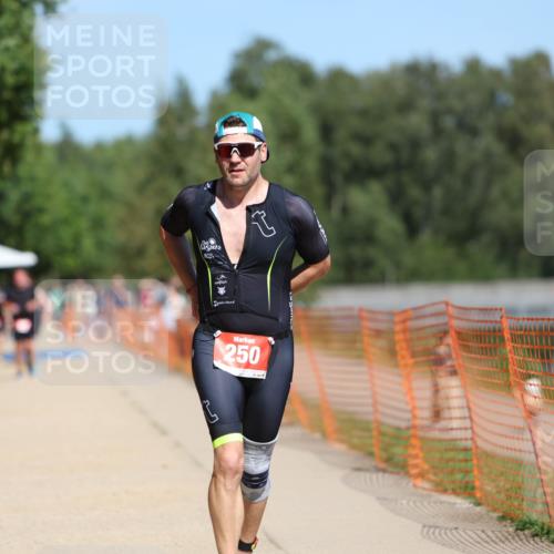 07.09.2025 - 19. Norderstedt Triathlon Michael Strokosch http://msf.ph/oto/8735189 07.09.2025 13:01:33 Laufen 177, 210, 250 meine-sportfotos.de