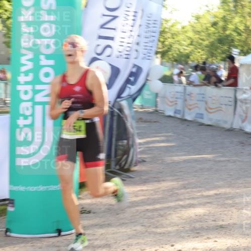 07.09.2025 - 19. Norderstedt Triathlon Luisa Fischer http://msf.ph/oto/8735205 07.09.2025 16:35:52 Ziel 439, 526, 1064 meine-sportfotos.de