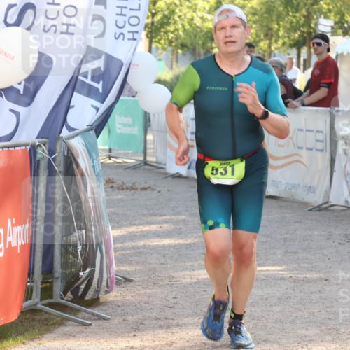 07.09.2025 - 19. Norderstedt Triathlon Luisa Fischer http://msf.ph/oto/8735216 07.09.2025 16:35:58 Ziel 531, 1064 meine-sportfotos.de