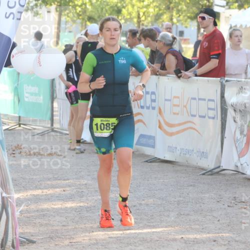 07.09.2025 - 19. Norderstedt Triathlon Luisa Fischer http://msf.ph/oto/8735266 07.09.2025 16:36:27 Ziel 482, 1085 meine-sportfotos.de