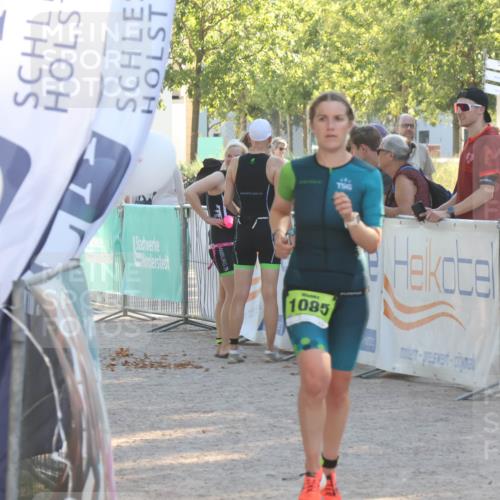 07.09.2025 - 19. Norderstedt Triathlon Luisa Fischer http://msf.ph/oto/8735269 07.09.2025 16:36:27 Ziel 482, 1085 meine-sportfotos.de