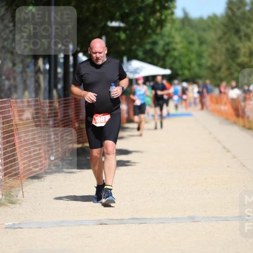 07.09.2025 - 19. Norderstedt Triathlon Michael Strokosch http://msf.ph/oto/8735300 07.09.2025 13:01:48 Laufen 262, 1380, 1397 meine-sportfotos.de