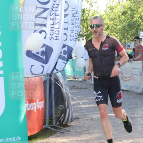 07.09.2025 - 19. Norderstedt Triathlon Luisa Fischer http://msf.ph/oto/8735302 07.09.2025 16:36:43 Ziel 483 meine-sportfotos.de