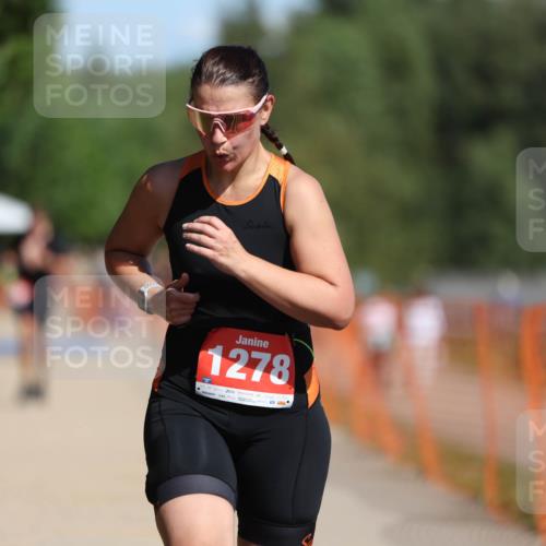 07.09.2025 - 19. Norderstedt Triathlon Michael Strokosch http://msf.ph/oto/8735319 07.09.2025 12:20:13 Laufen 1278 meine-sportfotos.de