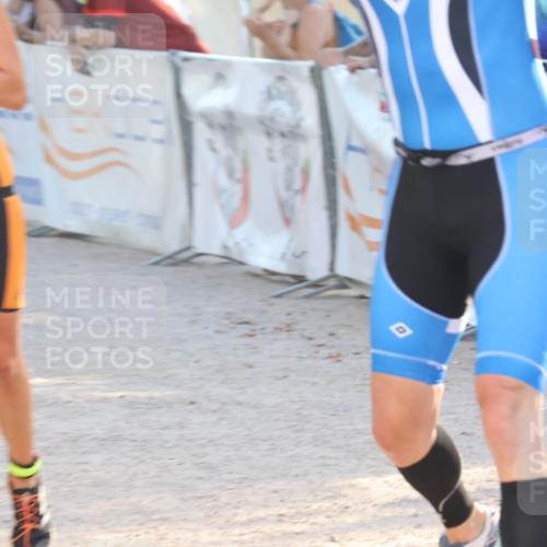 07.09.2025 - 19. Norderstedt Triathlon Luisa Fischer http://msf.ph/oto/8735325 07.09.2025 16:37:00 Ziel 458, 1565, 1571 meine-sportfotos.de