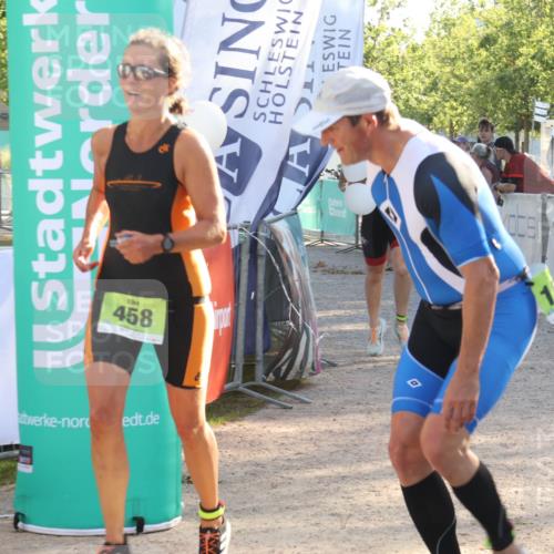 07.09.2025 - 19. Norderstedt Triathlon Luisa Fischer http://msf.ph/oto/8735339 07.09.2025 16:37:01 Ziel 458, 1565, 1571 meine-sportfotos.de