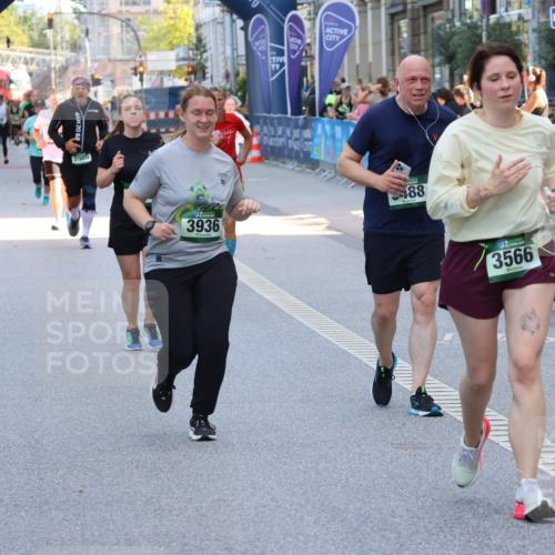 07.09.2025 - BARMER Alsterlauf Strokosch-Dieckow http://msf.ph/oto/8735379 07.09.2025 10:20:00 Ziel 2928, 2983, 3672, 4393, 4394, 4414, 4774, 5331, 5332 meine-sportfotos.de