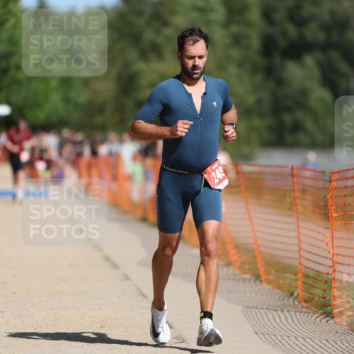 07.09.2025 - 19. Norderstedt Triathlon Michael Strokosch http://msf.ph/oto/8735382 07.09.2025 12:20:41 Laufen 245 meine-sportfotos.de