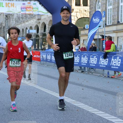 07.09.2025 - BARMER Alsterlauf Strokosch-Dieckow http://msf.ph/oto/8735409 07.09.2025 11:45:15 Ziel 1018, 1058, 1059, 1094 meine-sportfotos.de
