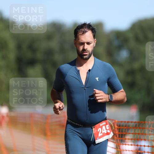 07.09.2025 - 19. Norderstedt Triathlon Michael Strokosch http://msf.ph/oto/8735413 07.09.2025 12:20:43 Laufen 245 meine-sportfotos.de