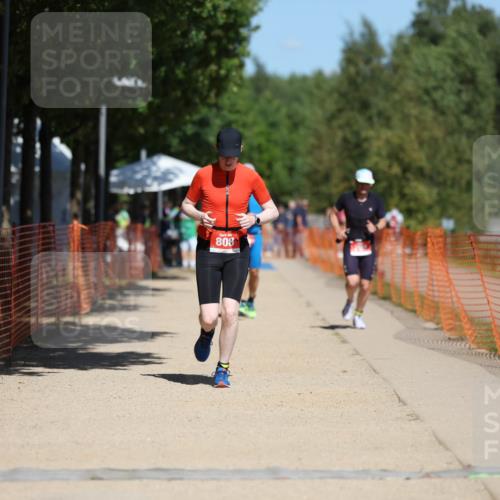 07.09.2025 - 19. Norderstedt Triathlon Michael Strokosch http://msf.ph/oto/8735418 07.09.2025 13:02:03 Laufen 700, 750, 808 meine-sportfotos.de