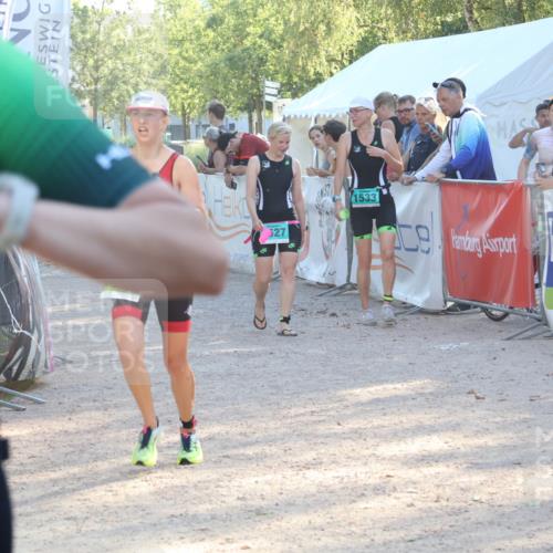 07.09.2025 - 19. Norderstedt Triathlon Luisa Fischer http://msf.ph/oto/8735426 07.09.2025 16:37:16 Ziel 530, 1065, 1495 meine-sportfotos.de
