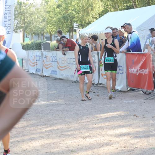 07.09.2025 - 19. Norderstedt Triathlon Luisa Fischer http://msf.ph/oto/8735433 07.09.2025 16:37:17 Ziel 530, 1065, 1495 meine-sportfotos.de