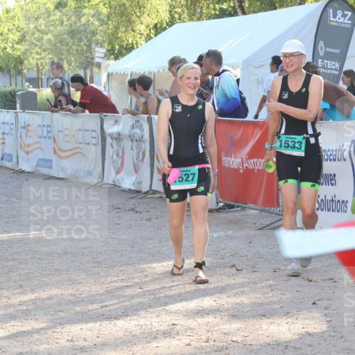 07.09.2025 - 19. Norderstedt Triathlon Luisa Fischer http://msf.ph/oto/8735470 07.09.2025 16:37:21 Ziel 530, 1065, 1527, 1533, 1624 meine-sportfotos.de