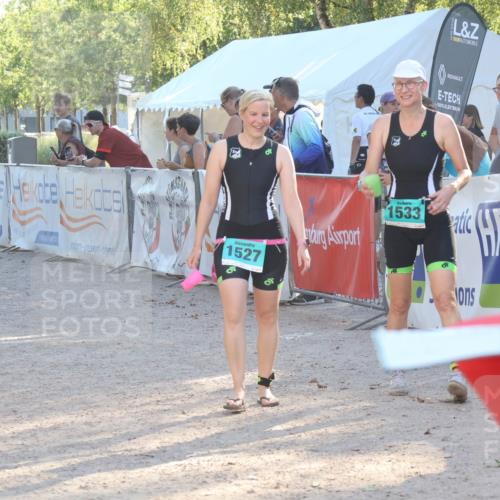 07.09.2025 - 19. Norderstedt Triathlon Luisa Fischer http://msf.ph/oto/8735476 07.09.2025 16:37:21 Ziel 530, 1065, 1527, 1533, 1624 meine-sportfotos.de