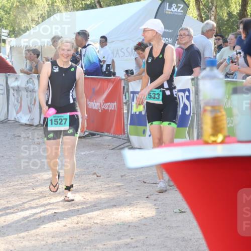 07.09.2025 - 19. Norderstedt Triathlon Luisa Fischer http://msf.ph/oto/8735484 07.09.2025 16:37:22 Ziel 1065, 1527, 1533, 1624 meine-sportfotos.de