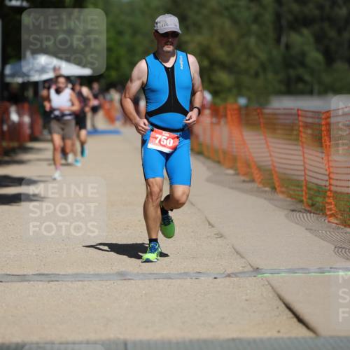 07.09.2025 - 19. Norderstedt Triathlon Michael Strokosch http://msf.ph/oto/8735486 07.09.2025 13:02:10 Laufen 700, 750, 808, 1264, 1293, 1391 meine-sportfotos.de