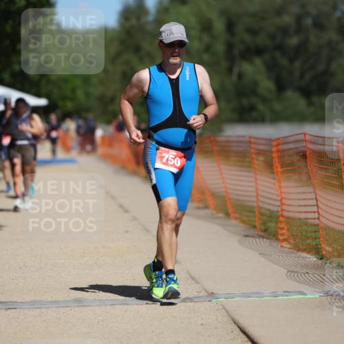 07.09.2025 - 19. Norderstedt Triathlon Michael Strokosch http://msf.ph/oto/8735495 07.09.2025 13:02:10 Laufen 700, 750, 808, 1264, 1293, 1391 meine-sportfotos.de