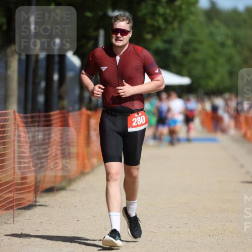 07.09.2025 - 19. Norderstedt Triathlon Michael Strokosch http://msf.ph/oto/8735498 07.09.2025 12:20:59 Laufen 280, 1258, 1368 meine-sportfotos.de