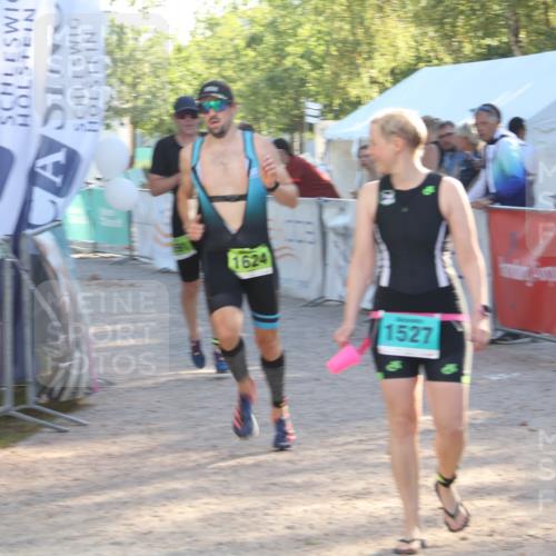 07.09.2025 - 19. Norderstedt Triathlon Luisa Fischer http://msf.ph/oto/8735499 07.09.2025 16:37:24 Ziel 1065, 1527, 1533, 1591, 1624 meine-sportfotos.de