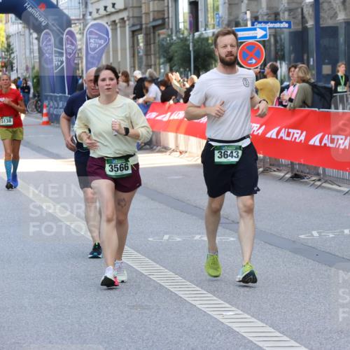 07.09.2025 - BARMER Alsterlauf Strokosch-Dieckow http://msf.ph/oto/8735534 07.09.2025 10:19:58 Ziel 2928, 2983, 3672, 4393, 4394, 5331, 5332 meine-sportfotos.de